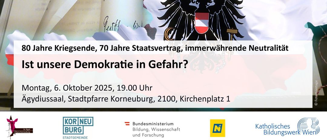 Veranstaltungsflyer mit historischen Dokumenten, einer Flagge und einer Karte. Der Text diskutiert einen Staatsvertrag, Demokratie und eine Veranstaltung am 6. Oktober 2025 um 19:00 Uhr.