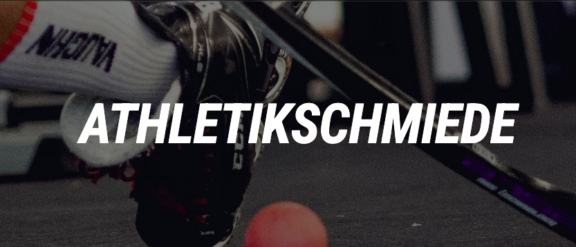 Bild enthält, Footwear, Shoe, Sneaker, Person, Walking, People, Ice Hockey Stick