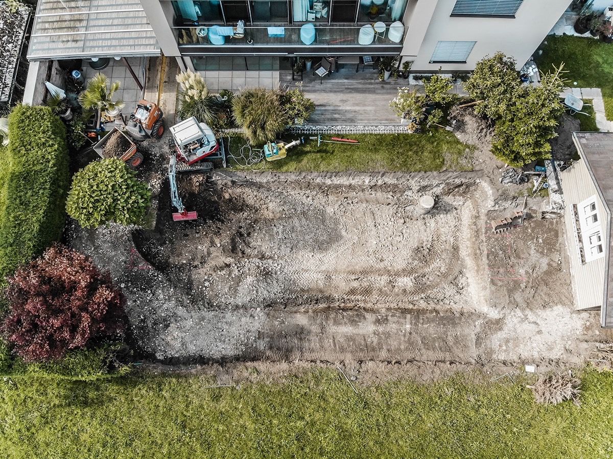 Bild enthält, Outdoors, Architecture, Building, Housing, Plant, Aerial View, House, Driveway