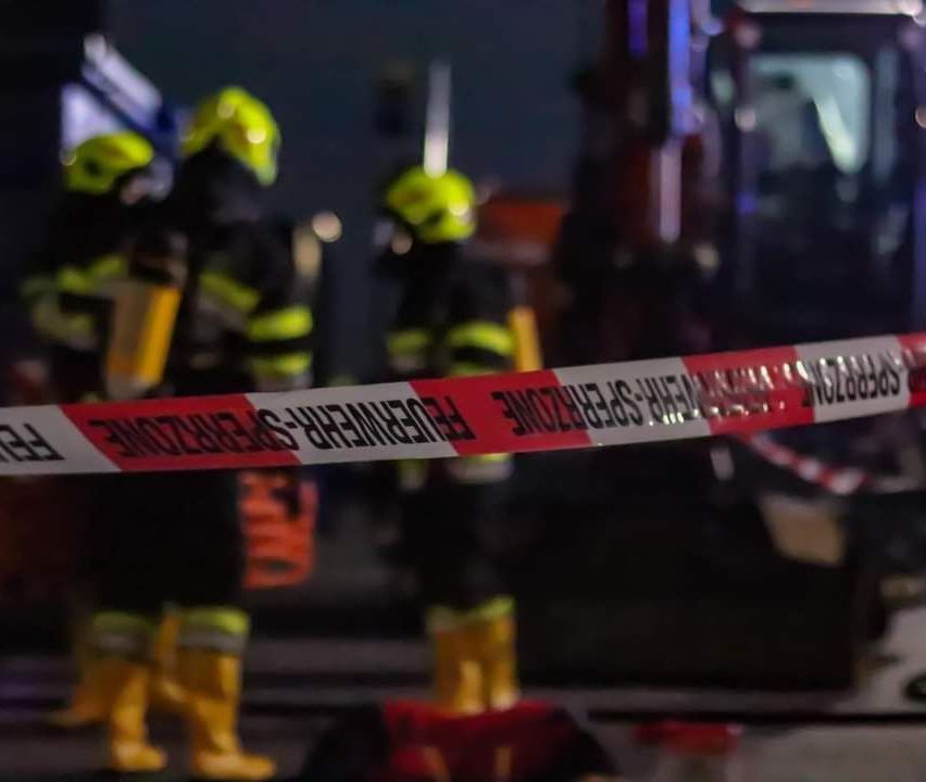 Bild enthält, Crime Scene, Cricket, Cricket Bat, Sport