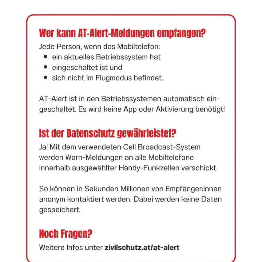 Eine rot umrandete weiße Seite mit Text auf Deutsch. Der Text fragt, wer AT-Alert-Nachrichten empfangen kann. Es wird erklärt, dass jeder mit einem Mobiltelefon mit einem aktiven Betriebssystem sie empfangen kann. Es wird auch erwähnt, dass AT-Alert in den Betriebssystemen automatisch aktiviert ist.