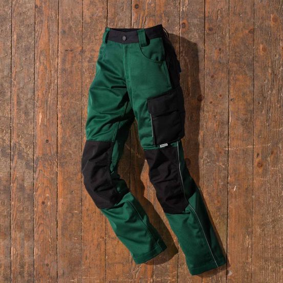 Bild enthält, Clothing, Pants, Jeans, Coat