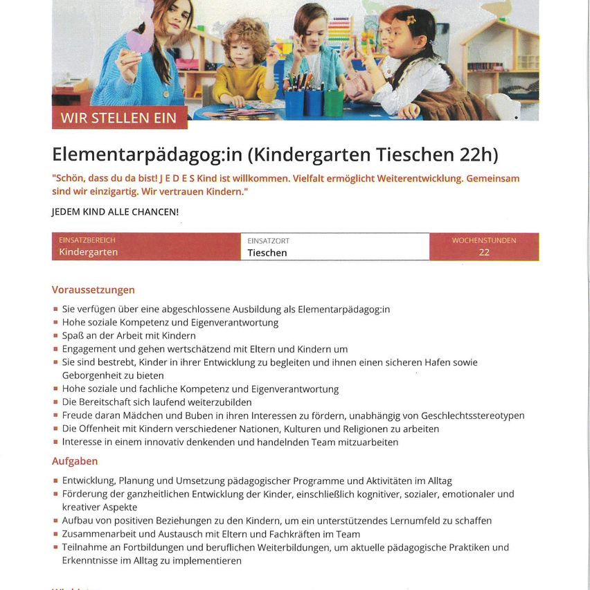 Ein Einstellungsposter für eine Kindergartenerzieherin, mit einem Zitat, dem Jobtitel 'Elementarpädagog:in' und dem Arbeitsort 'Tiesch 22h'. Voraussetzungen sind eine abgeschlossene Ausbildung, hohe soziale Kompetenz und Engagement mit Kindern, Eltern und Kollegen. Der Job zielt darauf ab, die Entwicklung der Kinder zu unterstützen und vielfältige Interessen zu fördern.