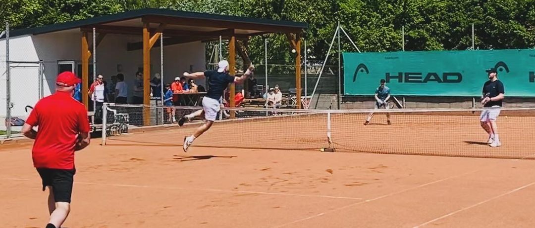 Sport, Tennis, Person, Playing Tennis, Tennis Racket, Shoe, Adult, Male, Man, Handbag