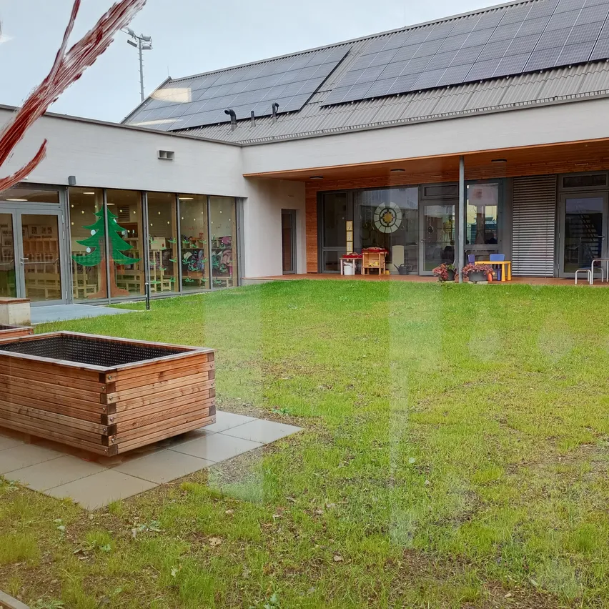 Grass, Interior Design, Building, Lawn, Wood, Backyard, Outdoors, Yard, Hot Tub, Tub