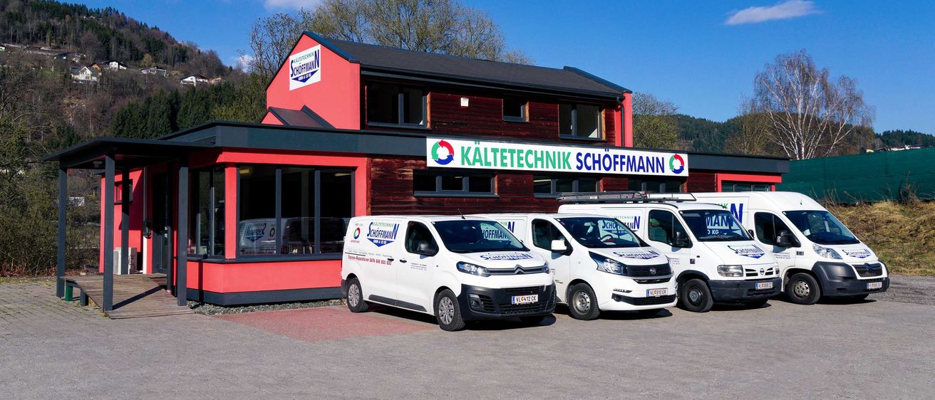 Bild enthält, Moving Van, Transportation, Van, Vehicle, Police Station