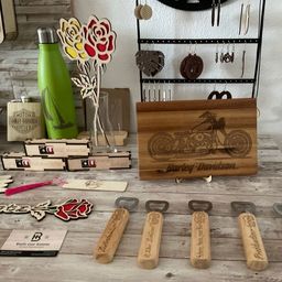 Bild enthält, Wood, Test Tube, Machine, Wheel