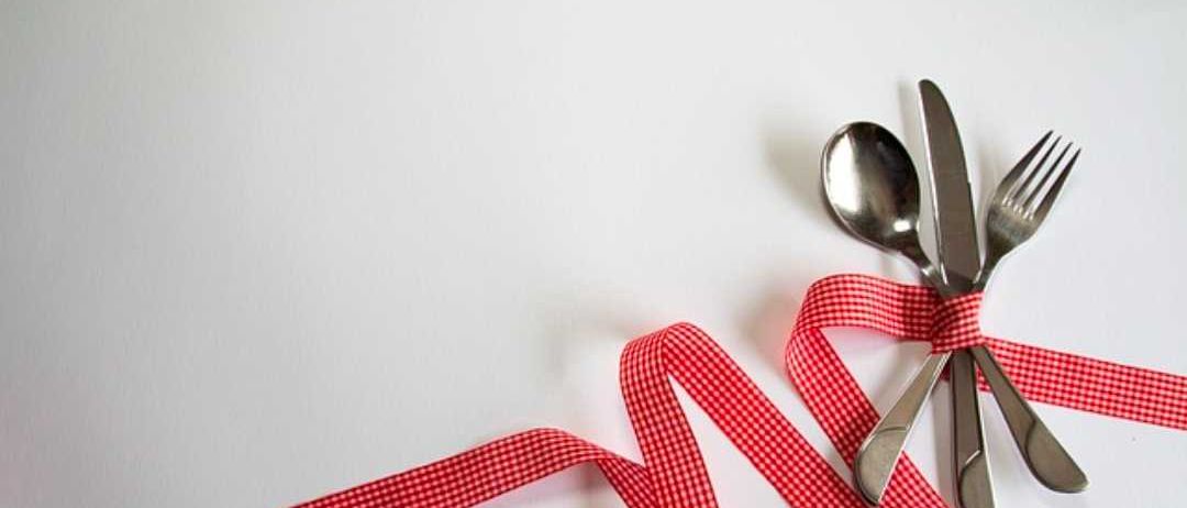 Bild enthält, Cutlery, Fork, Spoon, Knot