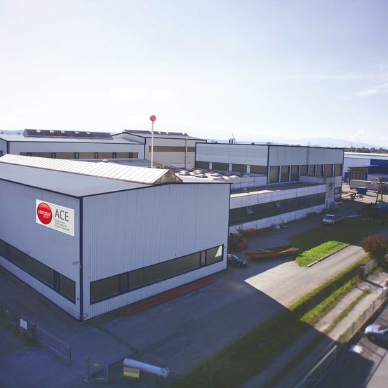 Bild enthält, Car, Vehicle, Outdoors