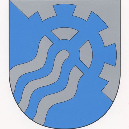 Ein blauer Schild mit einem stilisierten Zahnrad und wellenförmigen Linien im Inneren. Das Zahnrad ist in Grau umrandet.