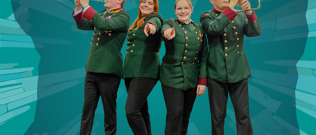 Bild enthält, Advertisement, Poster, Adult, Male, Man, Person, Female, Woman, People, Shoe