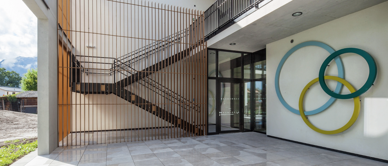 Indoors, Interior Design, Building, Housing, Staircase, Foyer, Floor, Tape, Handrail, Window