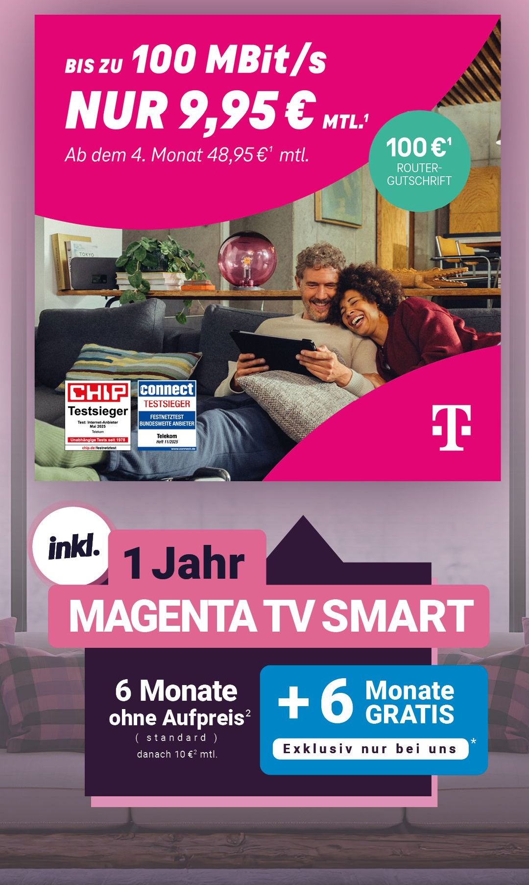 Werbung für ein Magenta TV Smart Angebot zeigt ein Paar auf der Couch, lächelnd mit einem Tablet. Die Anzeige hebt 1 Jahr kostenlosen Service hervor, 6 Monate inklusive und 6 Monate als Geschenk.