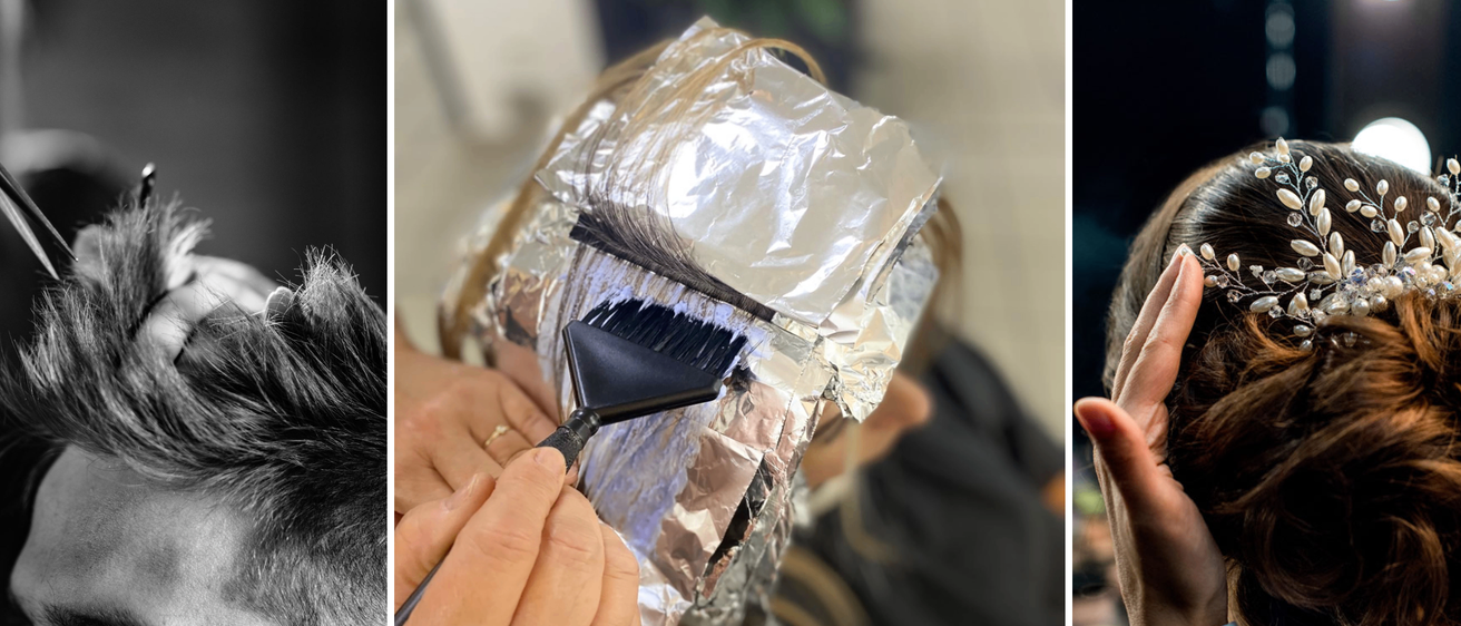 Eine Person trägt Färbemittel auf ihre Haare auf, die in Silberfolie eingewickelt sind. Der Pinsel ist sichtbar, und das Haar scheint aufgehellt zu sein.