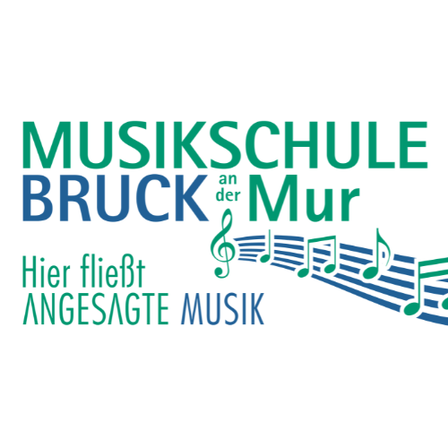 Logo der Musikschule an der Mur. Blaue und grüne Musiknoten fließen über den Text. Der Text lautet 'Hier fließt verheißene Musik.'
