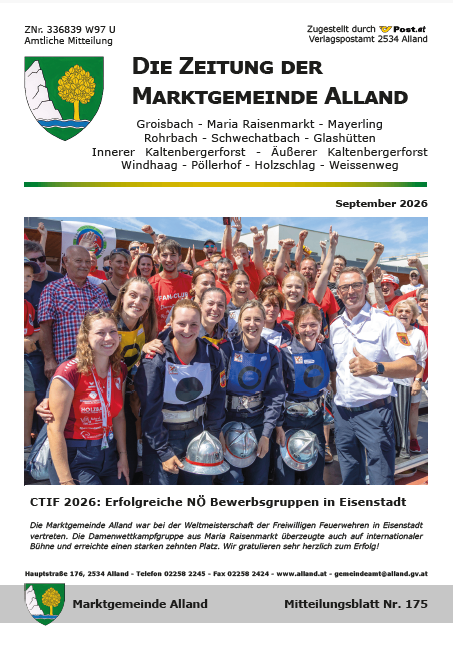 Plakat für die lokale Zeitung von Alland, mit einer Gruppe von Menschen in Uniformen und Helmen, möglicherweise Feuerwehrleute, mit einem Mann in einem weißen Hemd, der Daumen hochhält. Der Text enthält den Titel, das Datum und eine kurze Beschreibung des Ereignisses.