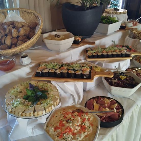 Bild enthält, Brunch, Food, Meal, Food Presentation, Person