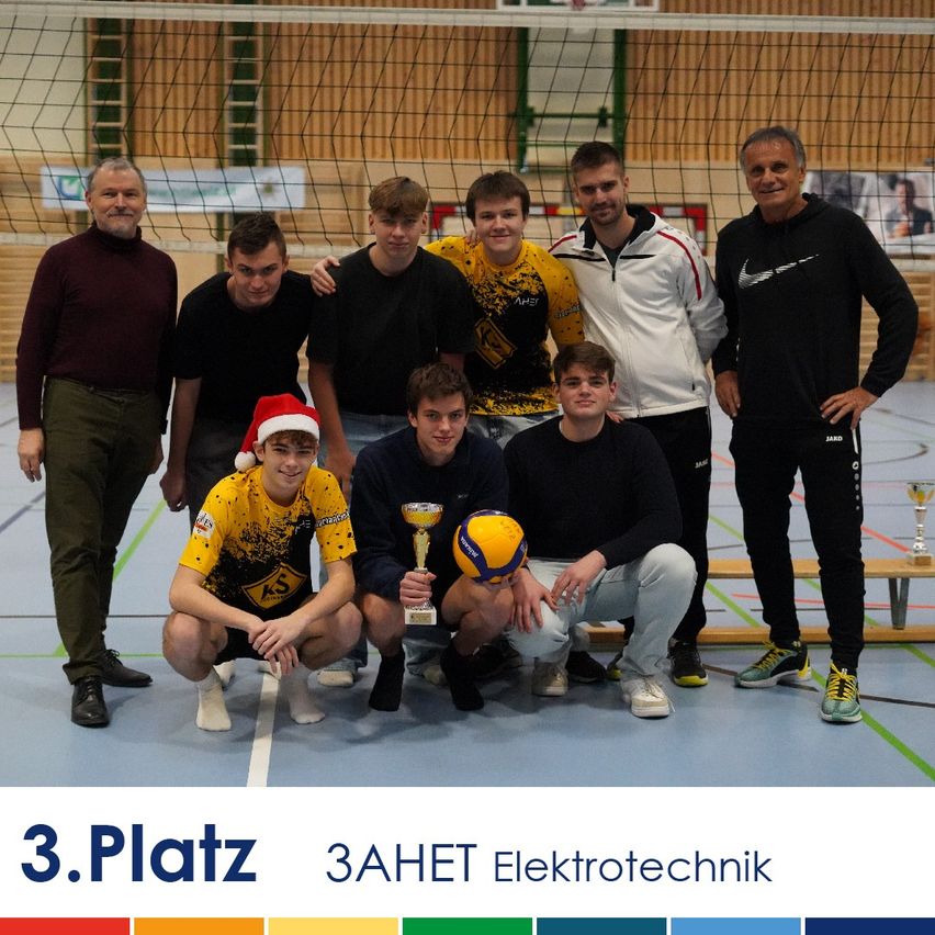 Bild enthält, People, Person, Team, Photography, Portrait, T-Shirt, Adult, Male, Man, Volleyball (Ball)