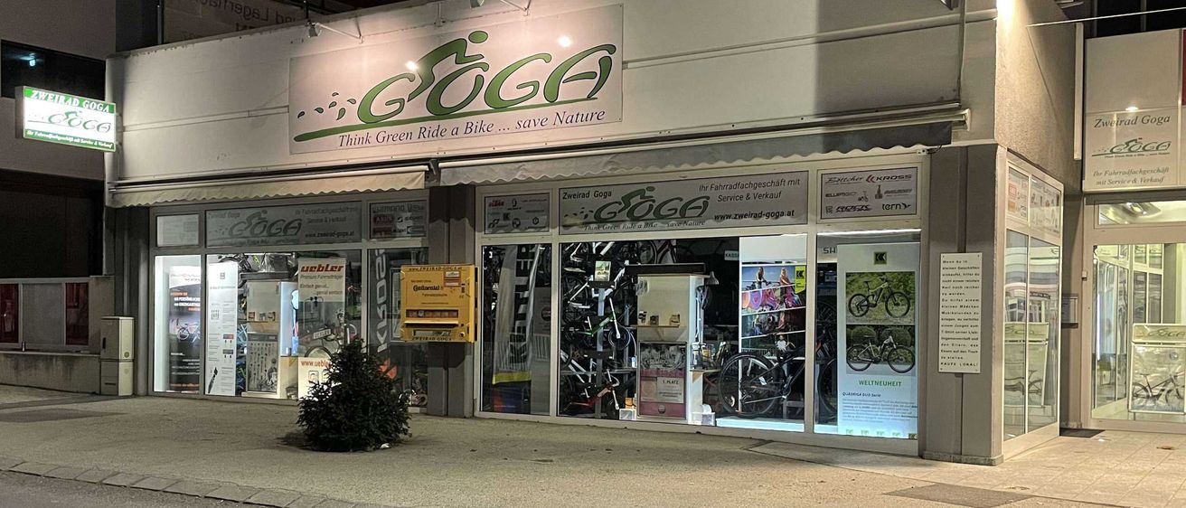 Bild enthält, Gas Pump, Shop, Urban, Shopping Mall, Bicycle, Vehicle, Wheel