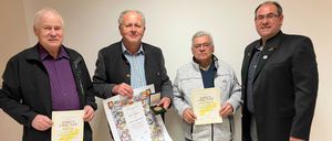 Image contains, Groupshot, Person, Coat, Adult, Male, Man, Glasses, Necklace, Shoe, Jacket