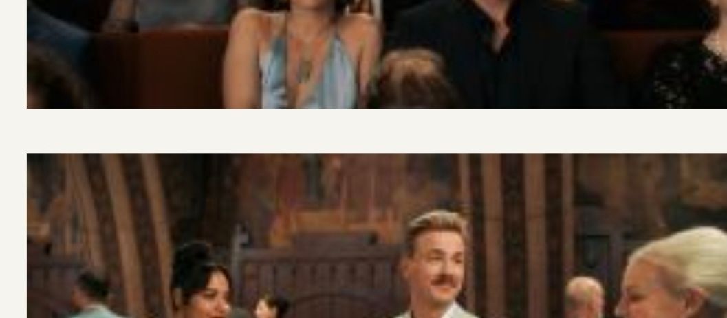 Zwei Szenen, eine drinnen und eine draußen, zeigen eine vielfältige Gruppe von Menschen, die sitzen und einer Präsentation zuhören. Ein Mann lächelt, eine Frau scheint zu essen.