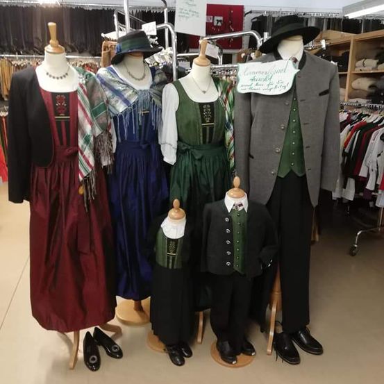 Adult, Female, Person, Woman, Clothing, Coat, Mannequin, Suit, Shoe, Necklace