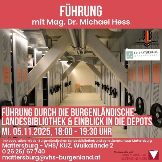 Werbeposter für eine Führung durch die Burgenländische Landesbibliothek. Es zeigt einen Weg zwischen Lagereinheiten, mit einem Stuhl im Hintergrund. Datum und Uhrzeit der Führung sind aufgeführt, ebenso wie Kontaktdaten.