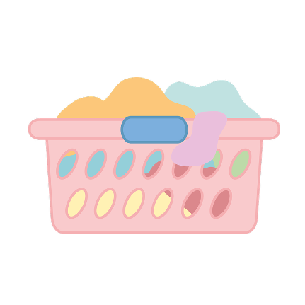 Ein rosa Wäschekorb voller bunter Kleidung mit blauem Griff auf weißem Hintergrund.