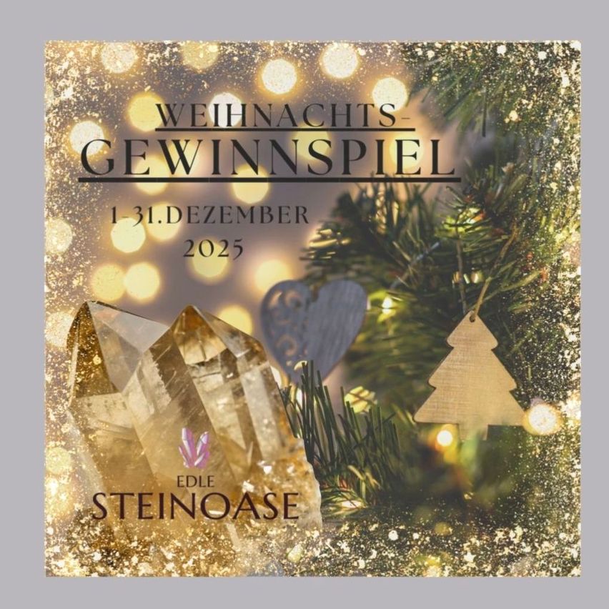 Weihnachtsgewinnspiel-Anzeige mit einem goldenen Kristall, einem Weihnachtsbaum und Ornamenten. Datum: 1.-31. Dezember 2025.