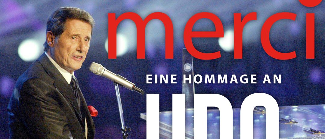 Ein Magazincover zeigt einen Mann in Anzug, der Klavier spielt und in ein Mikrofon singt. Darunter sind zwei Männer, einer mit Hut und der andere mit Brille.