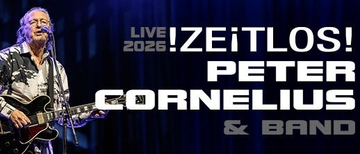 Ein Poster für eine Live-Veranstaltung 2026 mit Peter Cornelius und seiner Band, mit einem Mann, der auf der Bühne Gitarre spielt und singt.