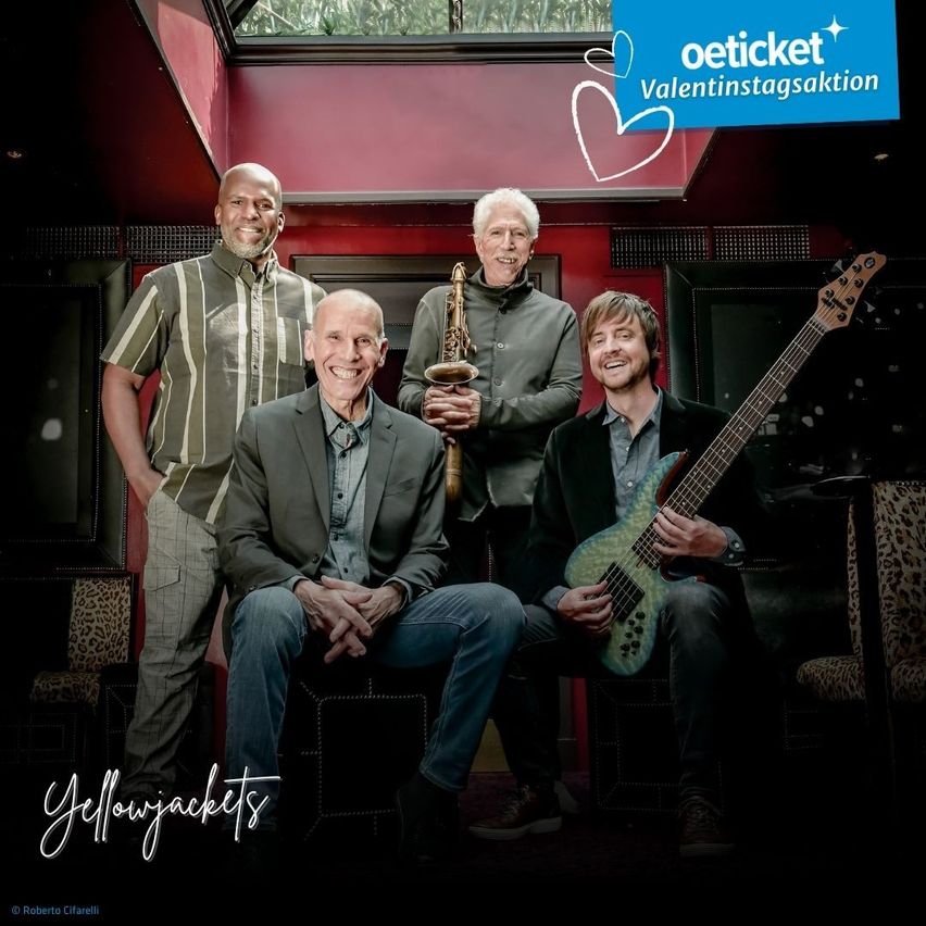 Bild enthält, Guitar, Musical Instrument, Pants, Person, Photography, Portrait, Adult, Male, Man, Guitarist