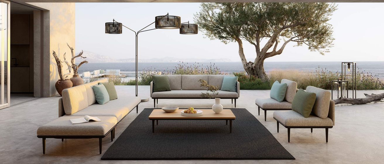 Bild enthält, Home Decor, Furniture, Table, Book, Couch, Coffee Table, Indoors, Living Room, Foyer, Interior Design