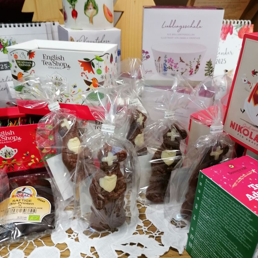 Bild enthält, Food, Sweets, Chocolate, Dessert, Cup, Candy