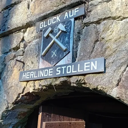 Slate, Sign, Symbol, Cross, Device, Hammer, Tool, Architecture, Building