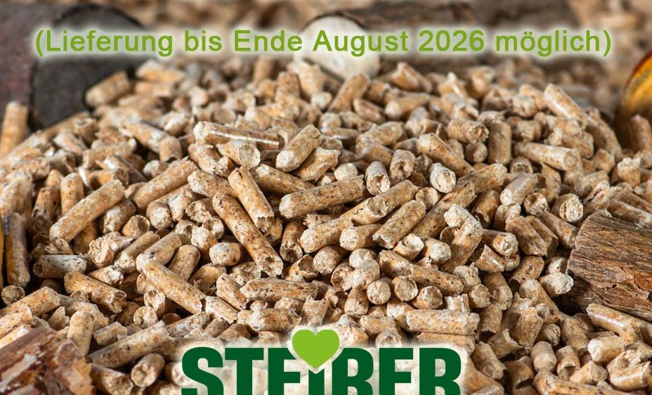 Ein Haufen Holzpellets mit Text 'Ende der Einkaufsgemeinschaft bis Ende Mai'. Lieferung bis Ende August 2026 möglich. Logo mit grünem Herz und Text 'Steirer Pellets'.