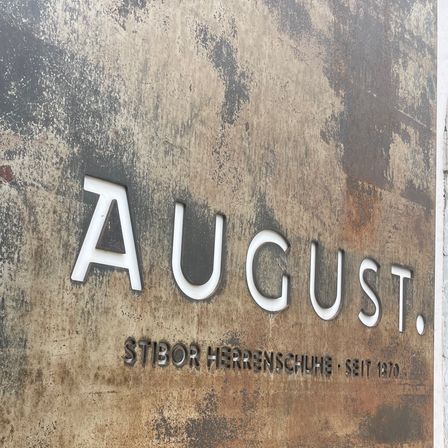 Bild enthält, Symbol, Number, Text