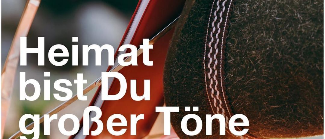 Bild enthält, Advertisement, Poster, Clothing, Hat, Publication