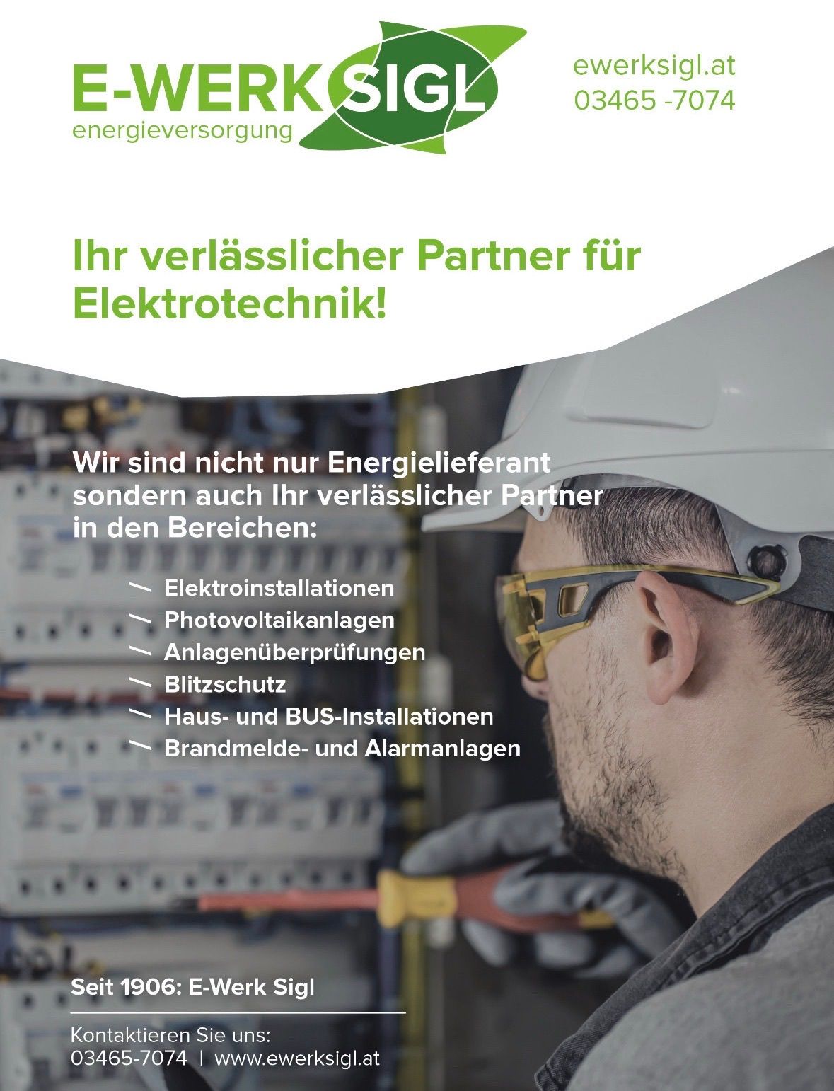 Ein Elektriker in einem Helm arbeitet an einem Schaltschrank. Das Bild lautet 'Ihr zuverlässiger Partner für Elektrotechnik.' Die angebotenen Dienstleistungen umfassen Elektroinstallationen, Photovoltaikanlagen, Anlagenüberprüfungen, Blitzschutz, Haus- und BUS-Installationen, Brandmelde- und Alarmanlagen.