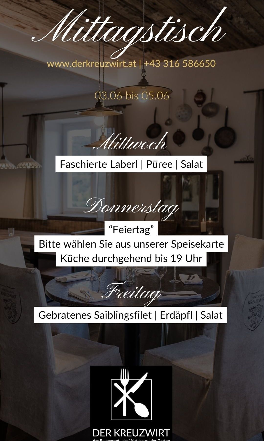 Ein Bild, das einen Essbereich mit Tisch und Stühlen zeigt. Das Wochenmenü wird angezeigt.