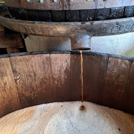 Bild enthält, Wood, Architecture, Building, Factory, Corrosion, Rust