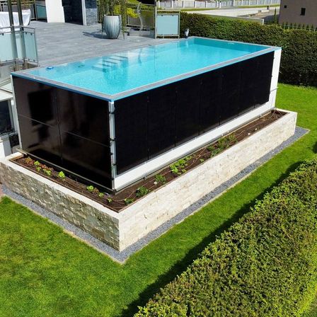 Bild enthält, Pool, Water, Swimming Pool, Outdoors, Hot Tub, Hedge, Garden, Villa, Aerial View, Backyard