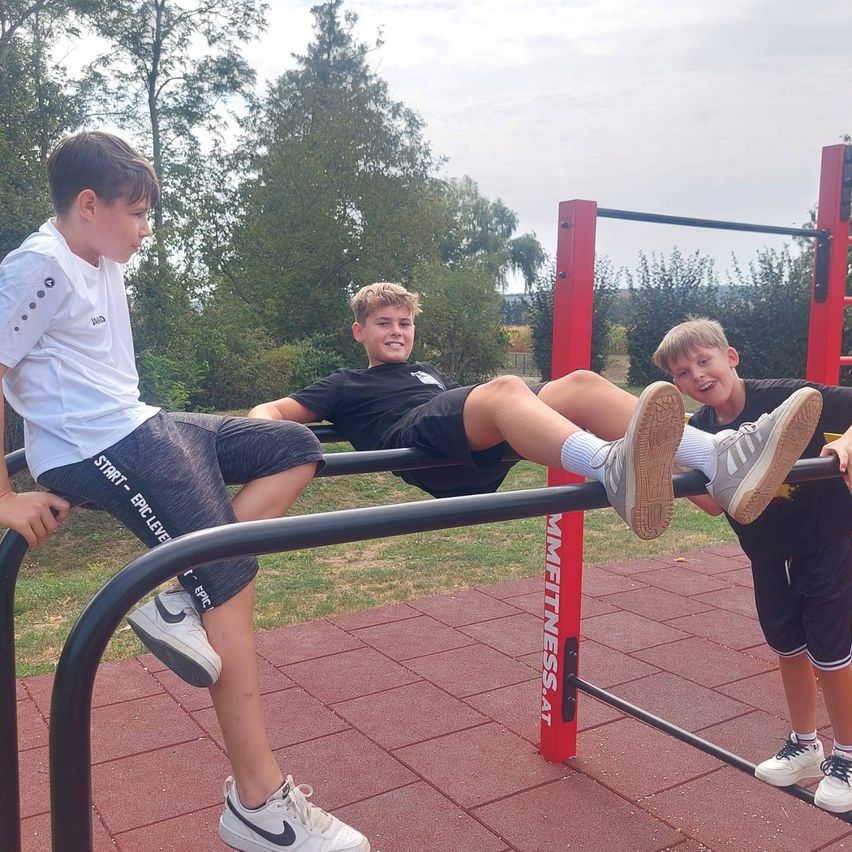 Bild enthält, Boy, Male, Person, Teen, Working Out, Fitness, Sport