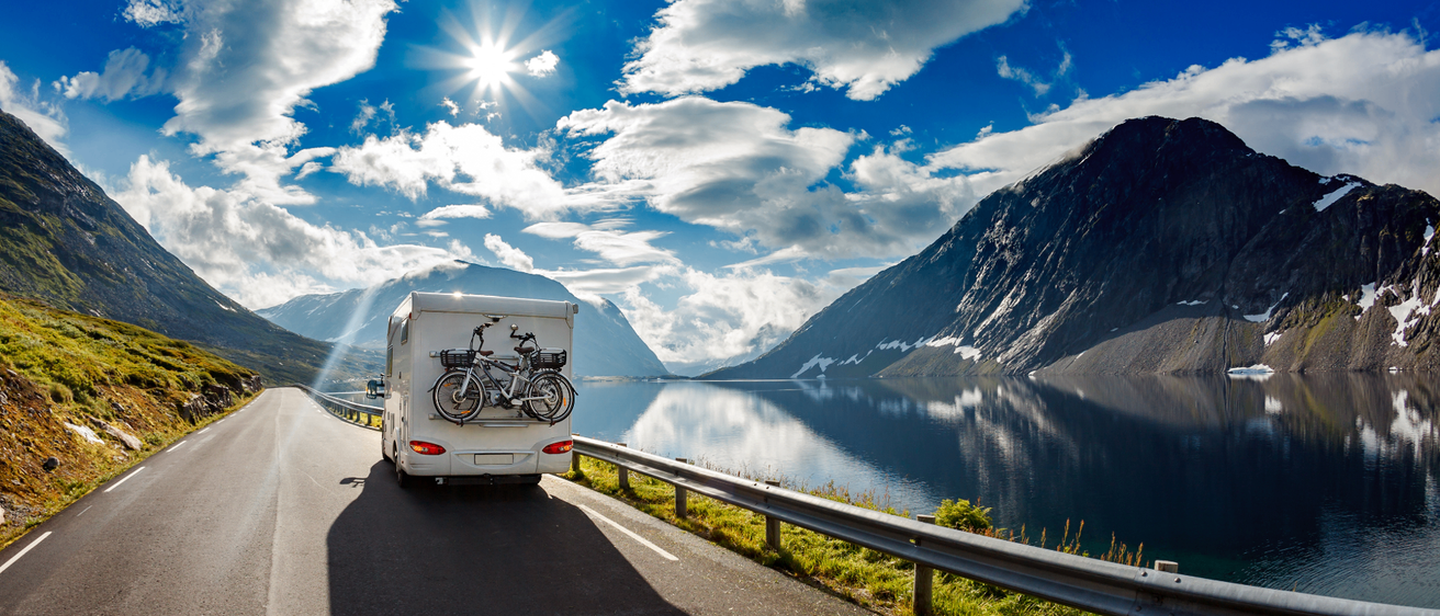Road, Freeway, Highway, Outdoors, Scenery, Tarmac, Wheel, Bicycle, Caravan, Landscape