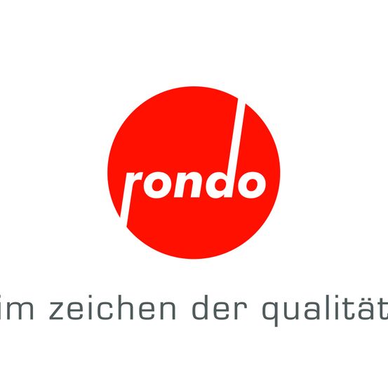 Das Rondo-Logo zeigt einen roten Kreis mit einem weißen Schrägstrich, auf dem der Schriftzug 'rondo' in weiß steht. Darunter befindet sich der Schriftzug 'im zeichen der qualitat' in schwarz.