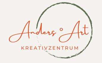 Das Bild zeigt das Logo für Anders Art Kreativzentrum, mit dem Namen 'Anders Art' in stilisierter Kalligraphie und den Worten 'Kreativzentrum' darunter.