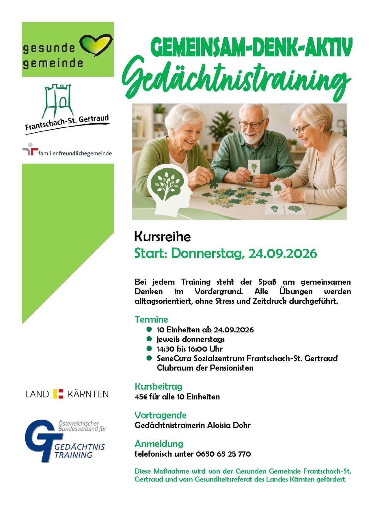 Ein Plakat für einen Gedächtnistrainingskurs auf Deutsch, das drei ältere Personen bei einer Puzzleaktivität zeigt, mit Informationen zum Kursstartdatum, Ort und Preis.