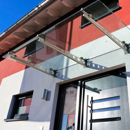 Bild enthält, Awning, Canopy, Door, Architecture, Building, Housing, House