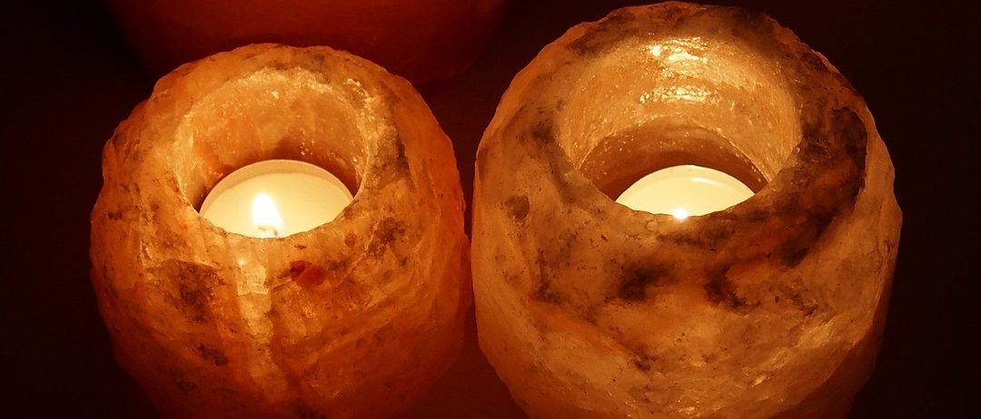 Bild enthält, Lighting, Bread, Food, Lamp, Candle, Lampshade