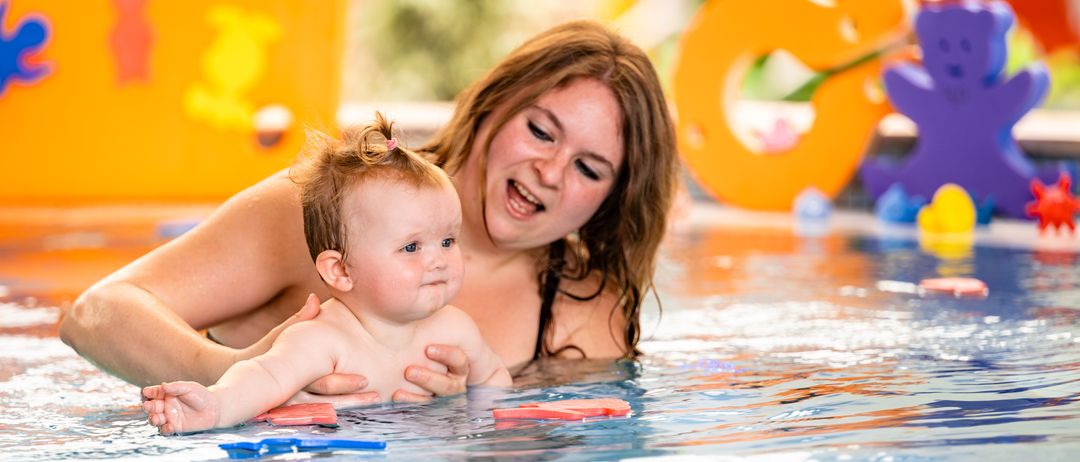 Bild enthält, Person, Swimming, Water, Face, Head, Photography, Portrait, People, Pool, Swimming Pool
